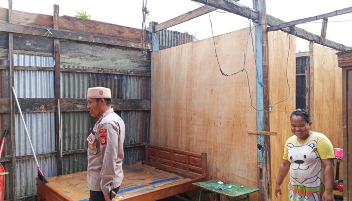 Hujan Disertai Angin Kencang Rusak Rumah di Amali Bone, Atap Terbang