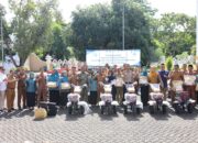 Turunkan Angka Stunting, Bupati Bone Salurkan Bantuan Pertanian Berbasis Pangan Lokal