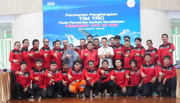 Manajemen PT Semen Tonasa Apresiasi Tim TRC atas Peran dalam Operasi SAR Pesawat ATR 42-500