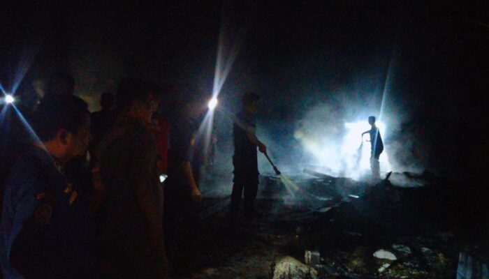 3 Hari Berturut-turut Kebakaran di Bone, Terbaru Rumah Milik Lansia di Tibojong Hangus Terbakar