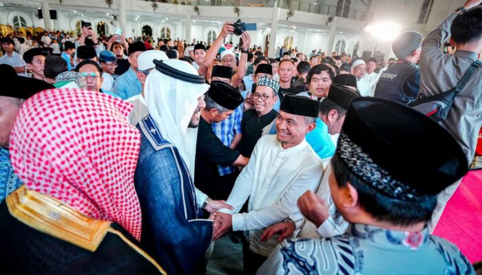 Bupati Bone Hadiri Buka Puasa Akbar Ramadan Program Raja Salman di Masjid Kubah 99