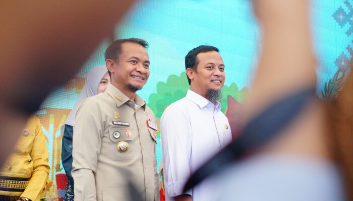 Hore ! Gubernur Sulsel dan Bupati Bone Pastikan Semua PNS-PPPK Terima THR Idulfitri 2026