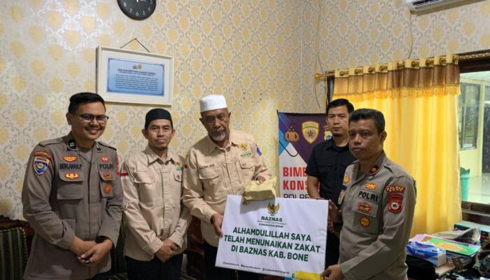 1.009 Personel Polres Bone Percayakan Zakat Fitrah ke Baznas