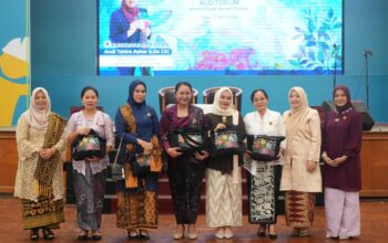 “Pancarkan Pesona Kartini Masa Kini”, KIKST Semen Tonasa Dorong Perempuan Tampil Percaya Diri