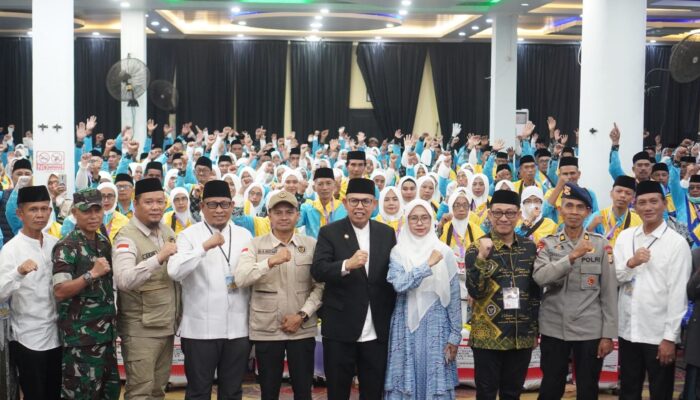 Wakil Bupati Bone Lepas 387 Jemaah Calon Haji, Titip Doa untuk Daerah