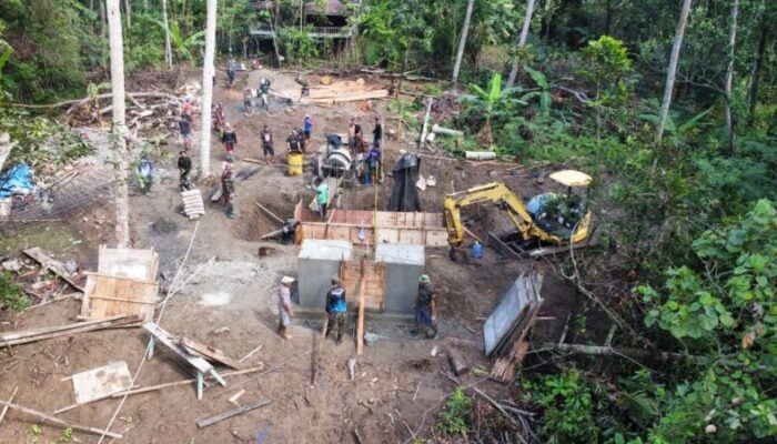 Gotong Royong TNI-Masyarakat, Jembatan Perintis Garuda Dikebut Rampung di Awangpone
