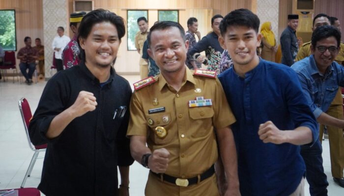 Dua Saudara Kembar Berebut Kursi Kades di Pilkades PAW Matajang, Siap Wakafkan Diri untuk Desa