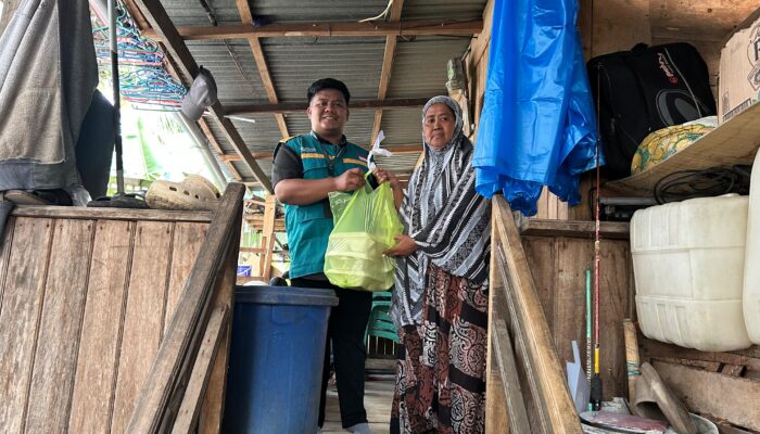 LAZ WIZ Bone Gerak Cepat Salurkan Bantuan Tahap Awal bagi Warga Terdampak Banjir