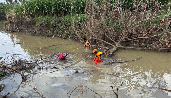 Lansia di Wajo Terseret Arus Irigasi, Tim SAR Gabungan Perluas Pencarian hingga Sungai Walanae