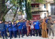 Bravo Damkar! Balita Terkunci di Dalam Mobil, Tim Rescue Damkar Bone Bergerak Cepat Lakukan Evakuasi
