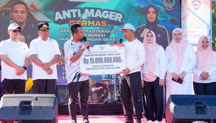 Gubernur Sulsel Kucurkan Bantuan Rp15 Miliar untuk Selayar, Dorong Infrastruktur dan Pengembangan UMKM