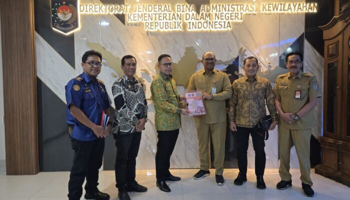 Wabup Bone Perjuangkan Hibah Armada Damkar, Kemendagri Beri Sinyal Positif