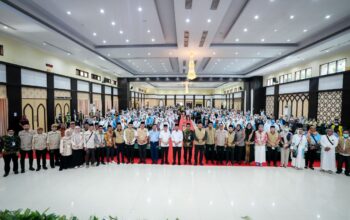 Gubernur Sulsel Sambut Kepulangan 392 Jemaah Haji, Ajak Menjadi Panutan di Tengah Masyarakat