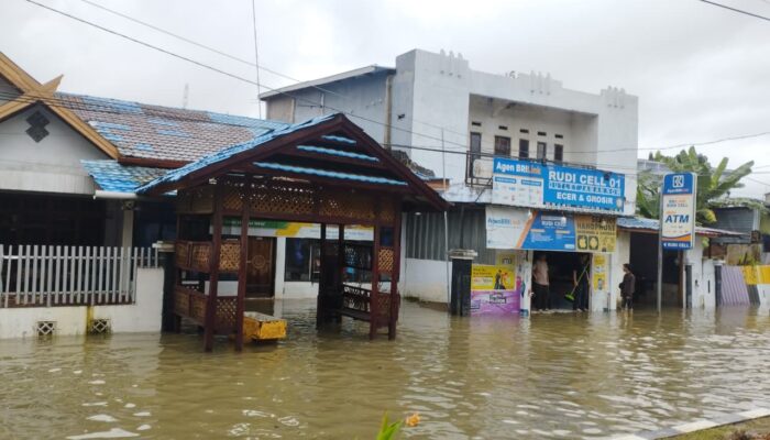 Banjir di Sinjai, Ratusan Rumah hingga Rujab Bupati Terendam