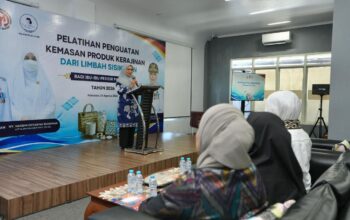 Dekranasda Sulsel Dorong Kerajinan Sisik Ikan Paotere Naik Kelas