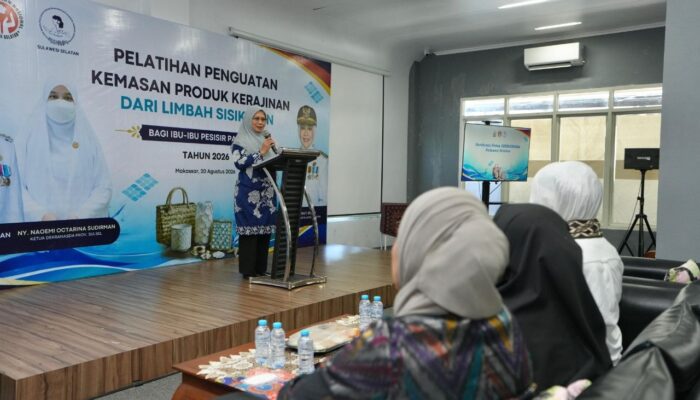 Dekranasda Sulsel Dorong Kerajinan Sisik Ikan Paotere Naik Kelas