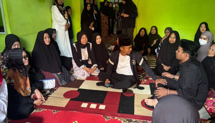 Bupati Bone Sampaikan Belasungkawa atas Wafatnya Mantan Kepala Desa Poleonro