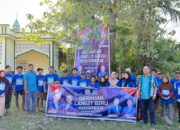 Indra Jaya Pimpin Aksi Bersih Masjid, Demokrat Bone Gaungkan Langit Biru Indonesia Asri