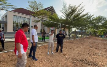 Bupati Bone Cek Pekerjaan Lapangan Mini Soccer di Green Epicentrum, Pastikan Pengerjaan Berkualitas