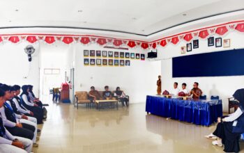 Terima Mahasiswa KKN, Sekcam Ulaweng Titip Pesan Kearifan Lokal
