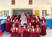 KKN Unhas Gelombang 116 Ajak Siswa di Kahu Biasakan Menabung Rp1.000 Sehari