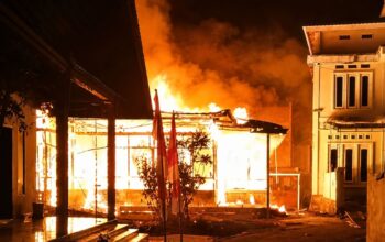 2 Rumah Ludes Terbakar di Kawasan Nelayan Panyula Bone, Motor hingga 3 Mesin Katinting Ikut Hangus