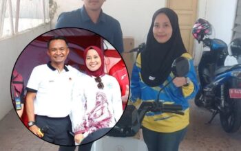 Bupati Bone Hadiahi Pejuang Keluarga, Impian Sepeda Listrik Nurul Evita Terwujud