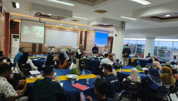 KPP Pratama Watampone Gandeng Dinas Koperasi Bone, Edukasi Pengurus Koperasi soal Pembukuan dan Pajak