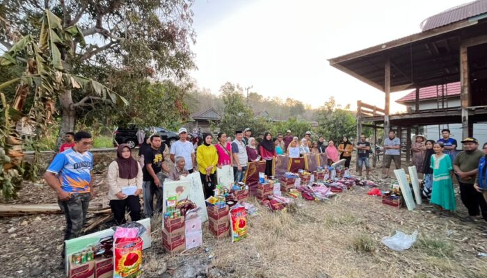 Gerak Cepat Pemkab Bone Salurkan Bantuan Kebutuhan Dasar ke Korban Kebakaran di Sanrangeng
