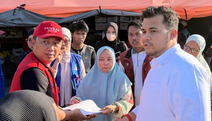Kunjungi 13 Korban Kebakaran di Sanrangeng, Andi Amar Ma’ruf Sulaiman: Kita Perjuangkan Bedah Rumah, Semoga Terwujud