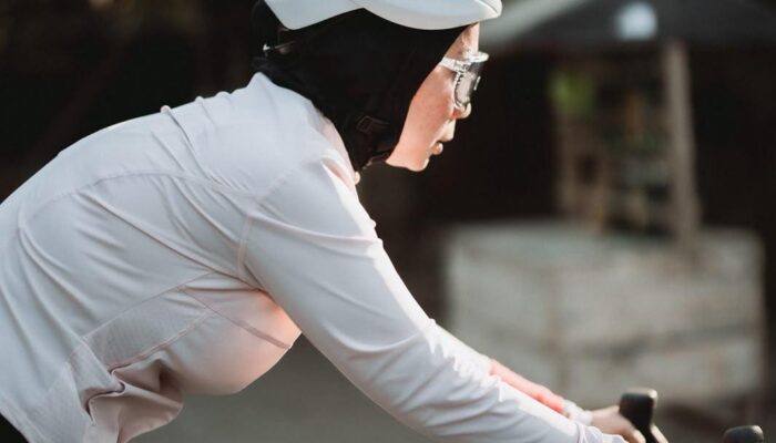 Rayakan Usia ke-44 Tahun, dr. Andi Melda Massakirang Wujudkan Impian Gowes 151 Kilometer dari Bone ke Makassar