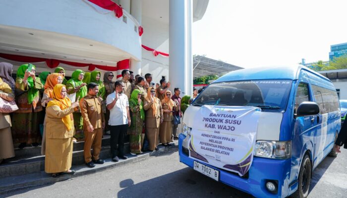 Lepas Penyaluran 5.000 Boks Bantuan Susu ke Daerah, Gubernur Sulsel: Investasi SDM Sejak Dini