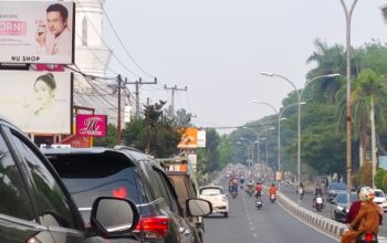 Bone Dikepung Kabut Asap Pagi Ini, Makassar hingga Bosowasi Masuk Kategori Udara ‘Tidak Sehat’