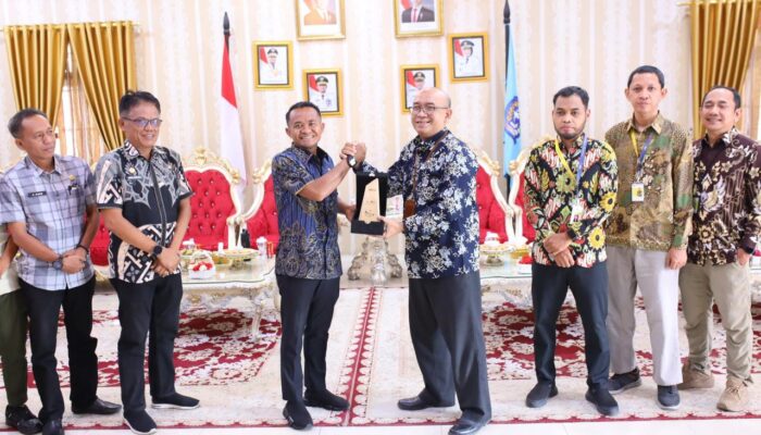 Audensi Kepala KPP Pratama Watampone yang Baru ke Bupati Bone, Perkuat Sinergi Pajak dan Pembinaan UMKM