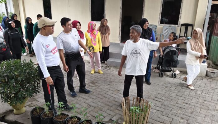 Jalan Pagi Sambil Pantau Lingkungan, Wabup Bone Tekankan Kesadaran Jaga Kebersihan